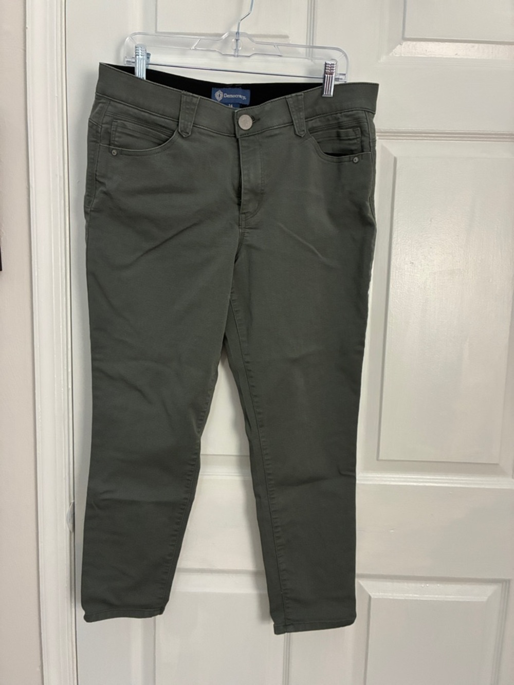 Democracy Women’s Olive Skinny Jeans
